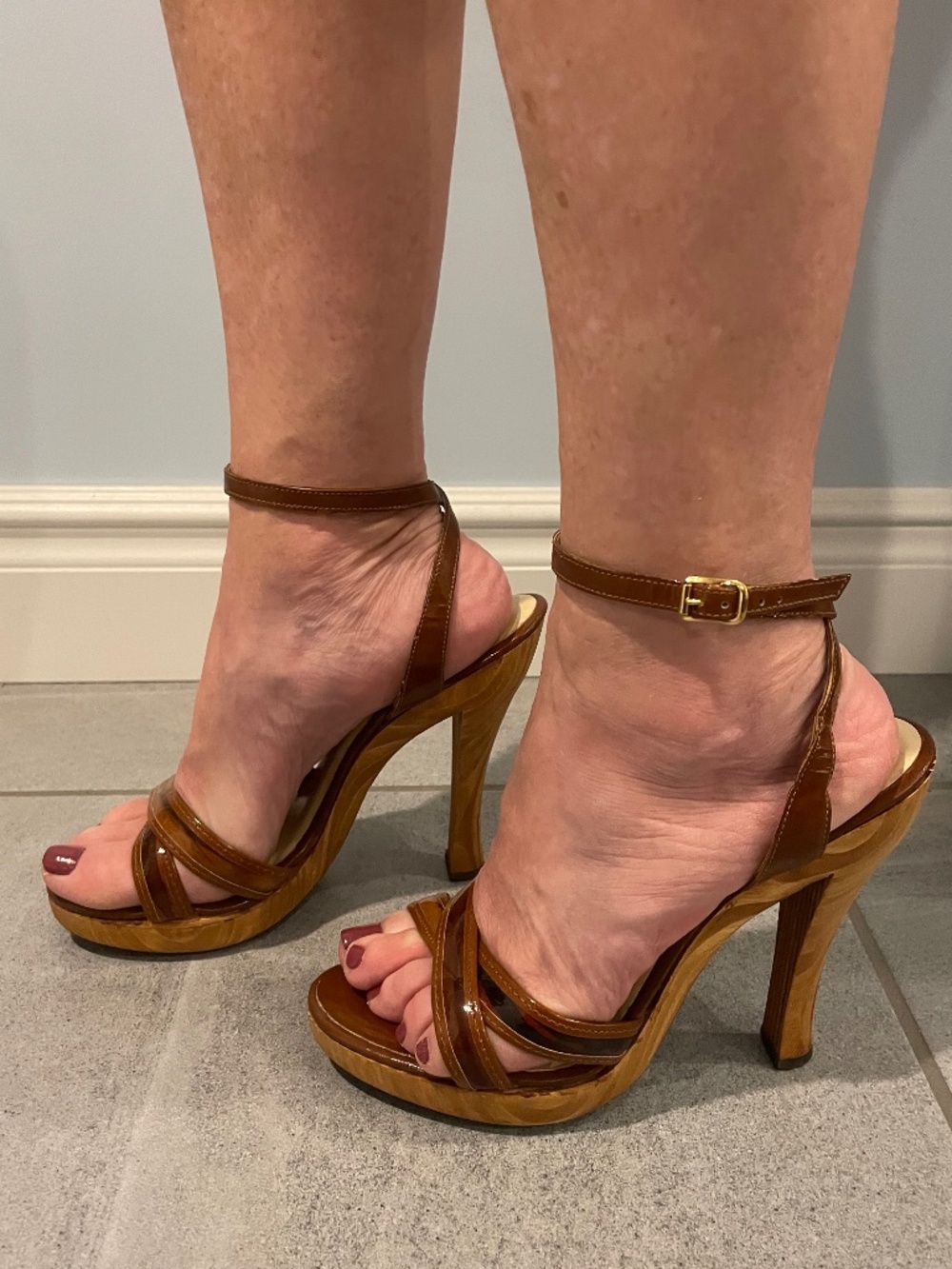 Vintage SACKS Wood Base High Heel Ankle Straps